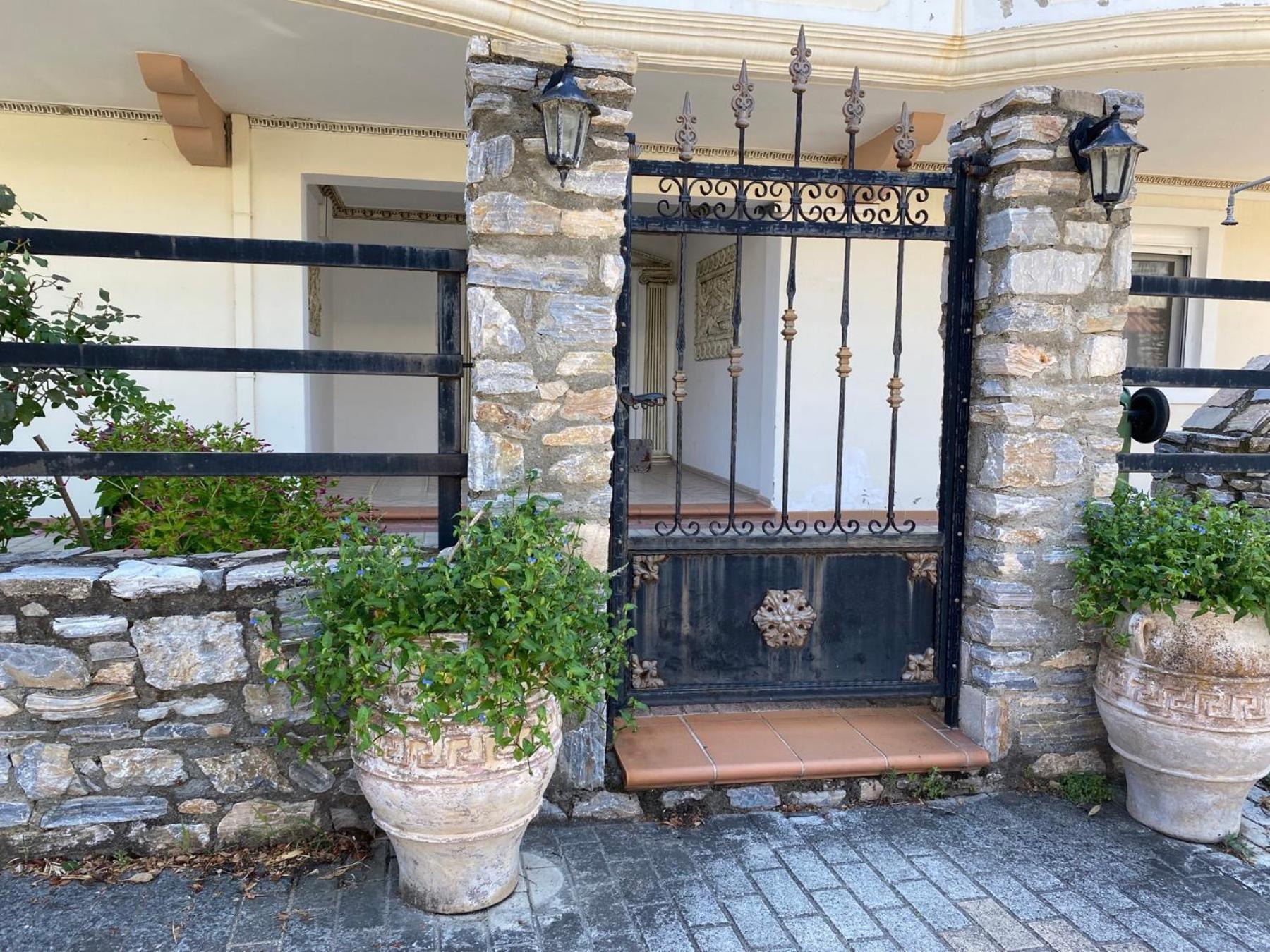Roula Apartment Neoi Poroi Dış mekan fotoğraf